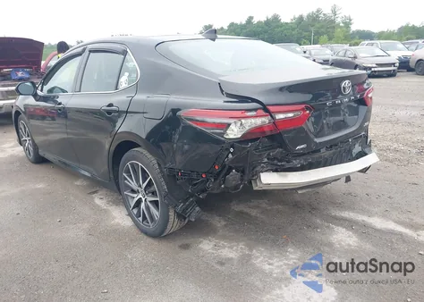 2022 Toyota Camry Xle Awd z USA, uszkodzony, nr VIN 4T1F11BK5NU063148